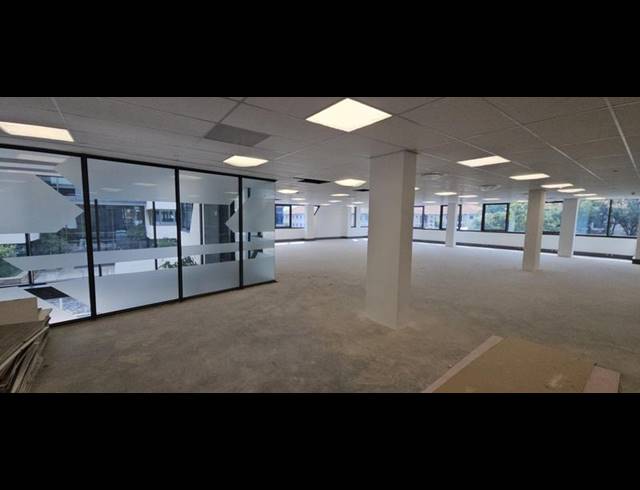 BUSINESS PROPERTY TO RENT IN VORNA VALLEY